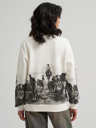 Wrangler Women’s Western Desert Scene Crewneck Sweatshirt – White