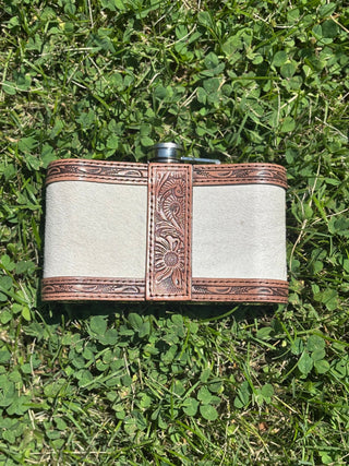 24oz Mustang Etched Hide Flask - Cowboy Swagger24oz Mustang Etched Hide Flask