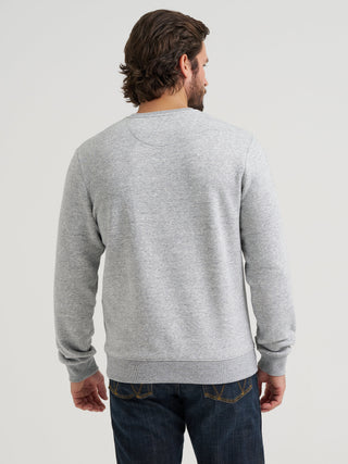 Wrangler Men’s gray Wrangler Country logo crewneck sweatshirt with long sleeves, ribbed cuffs, and western graphic design.