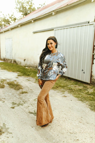 2Fly Women’s Tackroom Talks Long Sleeve Graphic Top – Cozy Lined Western Style - Cowboy Swagger2Fly Women’s Tackroom Talks Long Sleeve Graphic Top – Cozy Lined Western Style