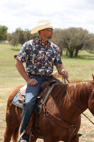 Cinch men’s purple and cream Hawaiian print short sleeve Arena Flex western shirt with tropical pattern and chest pocket logo