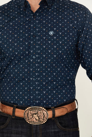 Ariat Mens Gavyn Novelty Skull Print Long Sleeve Button - Down Western Shirt - Cowboy SwaggerAriat Mens Gavyn Novelty Skull Print Long Sleeve Button - Down Western Shirt