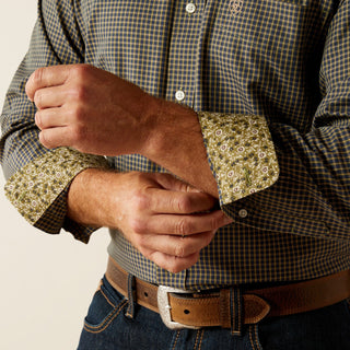 Ariat Men's Wrinkle Free Ferris Classic Fit Shirt Navy - Cowboy SwaggerAriat Men's Wrinkle Free Ferris Classic Fit Shirt NavyMen's Shirts