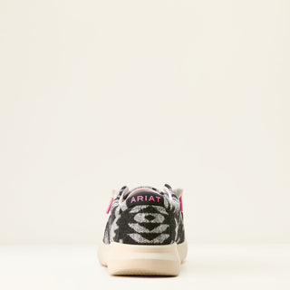 Ariat Women's Black & White Flannel Blanket Hilo - Cowboy SwaggerAriat Women's Black & White Flannel Blanket HiloShoes