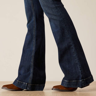 Ariat Women's High Rise Alex Flare Jean - Cowboy SwaggerAriat Women's High Rise Alex Flare JeanPants