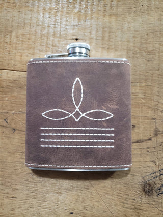 Boot Stitched Leather Flask 16oz - Cowboy SwaggerBoot Stitched Leather Flask 16oz