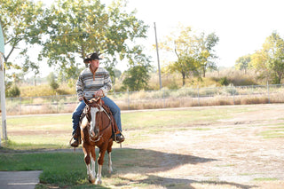 Cinch Men’s Polar Fleece Pullover – Cream and Navy Aztec Western Fleece - Cowboy SwaggerCinch Men’s Polar Fleece Pullover – Cream and Navy Aztec Western Fleece