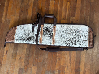 Leather and Cowhide Rifle Case – Western Soft Gun Case with Storage Pockets - Cowboy SwaggerLeather and Cowhide Rifle Case – Western Soft Gun Case with Storage Pockets