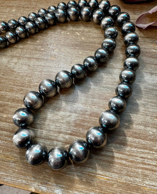 NFR Collection Necklace – Graduated Sterling Silver Pearls 6mm to 16mm – 45" - Cowboy SwaggerNFR Collection Necklace – Graduated Sterling Silver Pearls 6mm to 16mm – 45"Necklaces