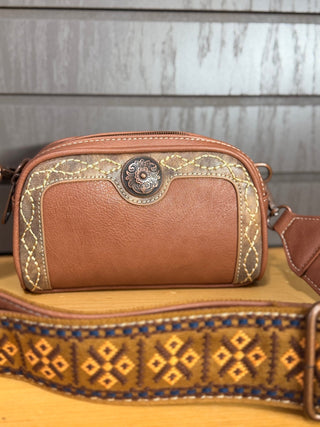 Nocona Western Ivy Small Crossbody bag with Concho detailing - Cowboy SwaggerNocona Western Ivy Small Crossbody bag with Concho detailing