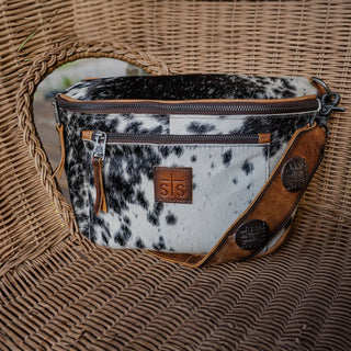 STS Ranchwear Vaquero Concho Sachi Sling - Cowboy SwaggerSTS Ranchwear Vaquero Concho Sachi Sling