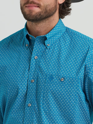 Wrangler Men’s George Strait Collection Long Sleeve Teal Pentagon Print Western Shirt - Cowboy SwaggerWrangler Men’s George Strait Collection Long Sleeve Teal Pentagon Print Western ShirtMen's Shirts