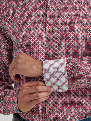 Wrangler Men’s George Strait Long Sleeve Button Down One Pocket Shirt in Scarlet Block - Cowboy SwaggerWrangler Men’s George Strait Long Sleeve Button Down One Pocket Shirt in Scarlet BlockShirts & Tops