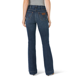 Wrangler Women’s Retro High Rise Trouser Jean – Sara Wash Western Wide Leg Denim - Cowboy SwaggerWrangler Women’s Retro High Rise Trouser Jean – Sara Wash Western Wide Leg Denim