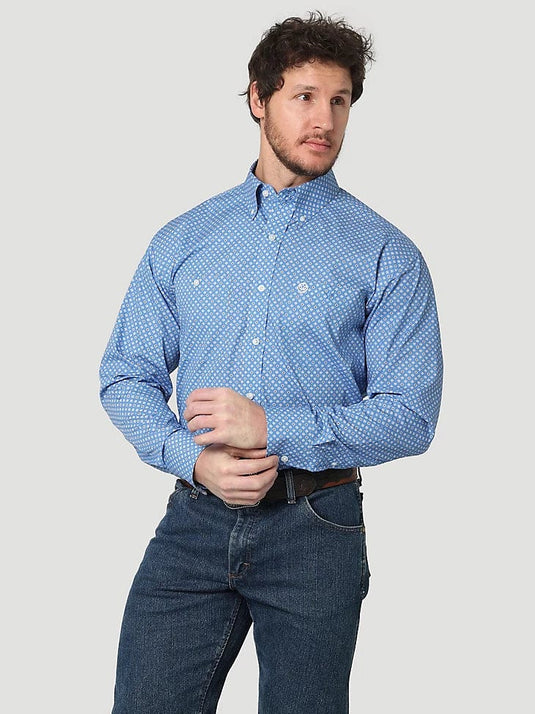 Wrangler Men's George Strait Plaid Button Down Long Sleeve Shirt