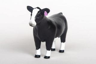 Little Buster Toys Champion Simmental Show Heifer – 1/16th Scale - Cowboy SwaggerLittle Buster Toys Champion Simmental Show Heifer – 1/16th ScaleAction & Toy Figures